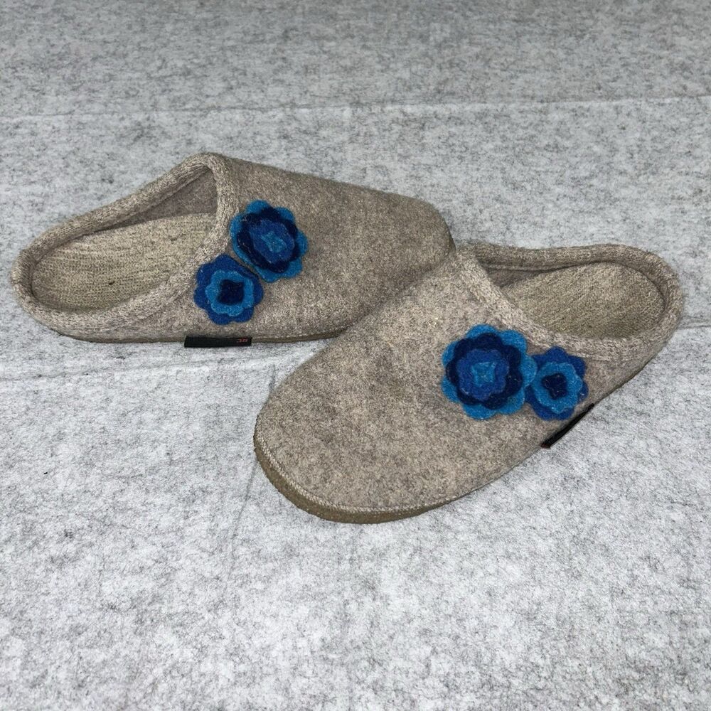 Vintage Giesswein Georgie 100% Virgin Wool Slippers Women's Sz 38 Natural Flower